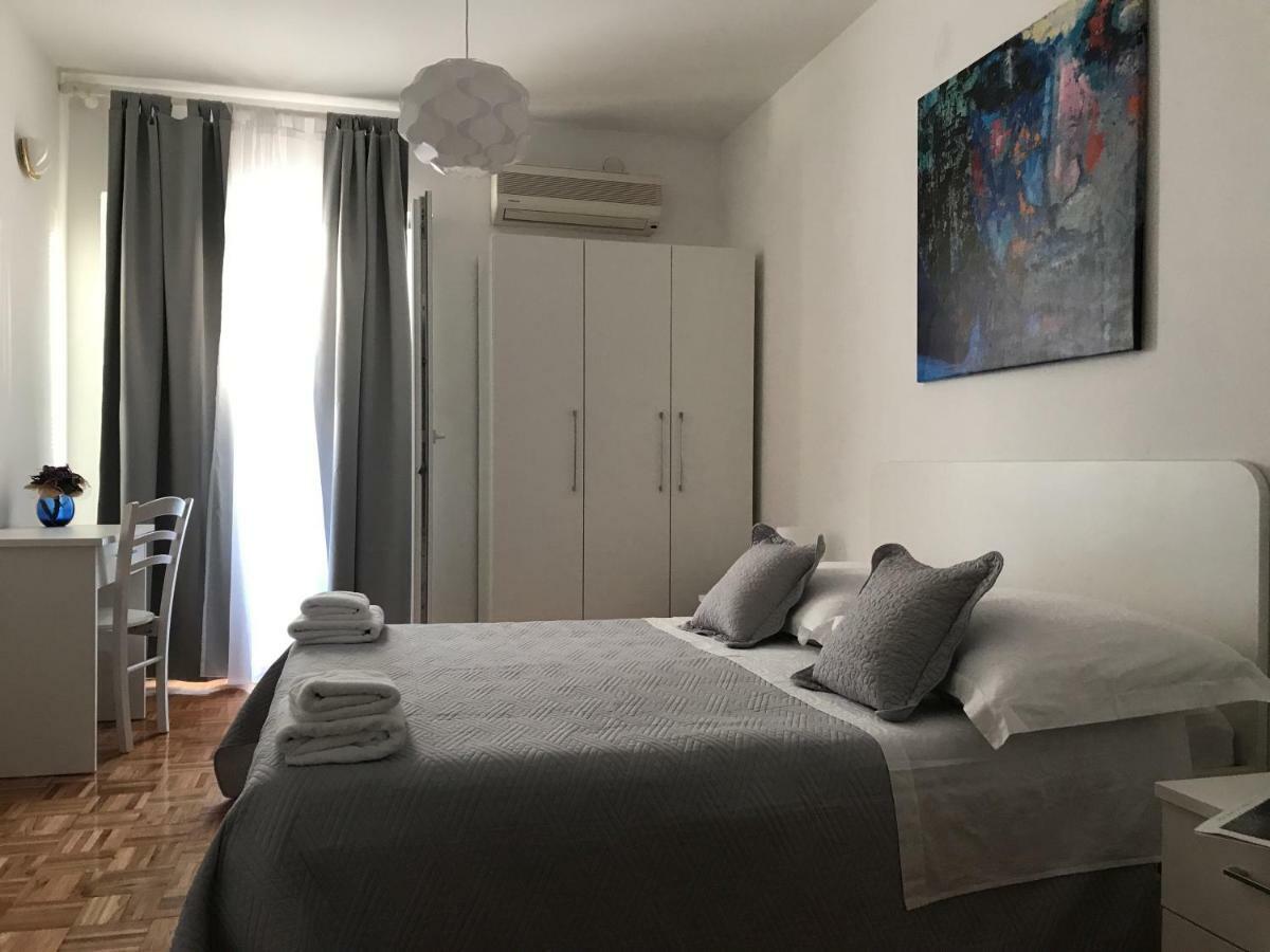Villa Nora Tučepi Kültér fotó